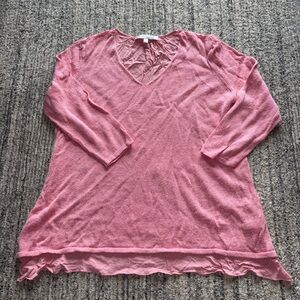 Ellen Tracy  Pink V-Neck Knit Sweater With Light Weight Fabric on the back